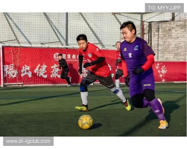 足球门将心理调适策略促进稳定高效比赛表现发展的新路径探索实践